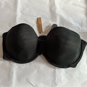 SKIMS Weightless Strapless Bra - 42D, Onyx